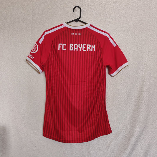 Bayern M. Local Versión Jugador