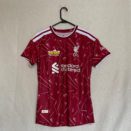 Liverpool local versión jugador